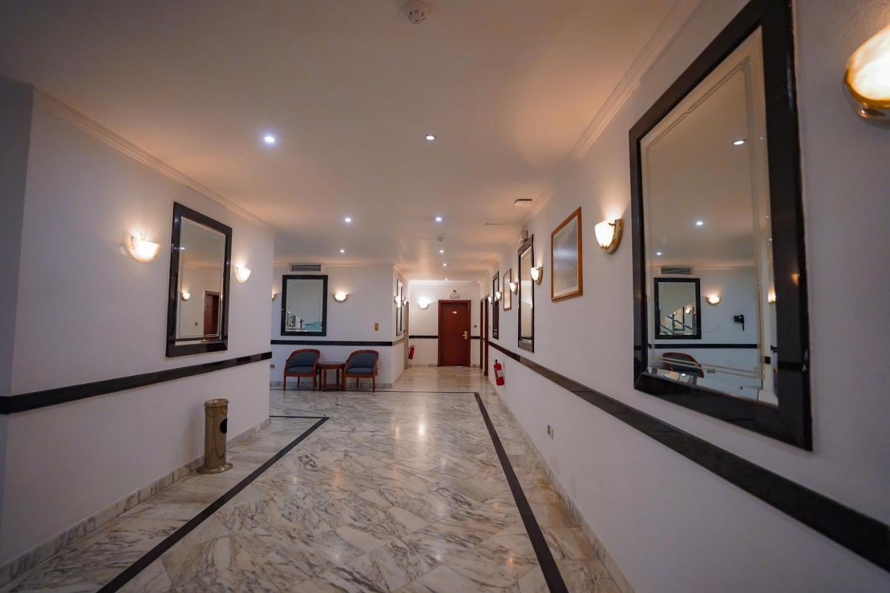 Ambassador Suites Jeddah Exterior photo